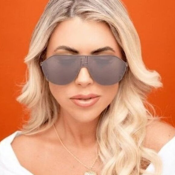 NEW FENDI SUNGLASSES FE40080U 12C UNISEX SHIELD SILVER EYEWEAR - Picture 1 of 4